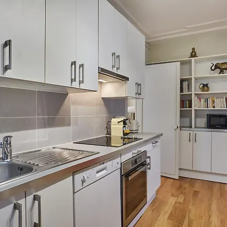 2 Bedrooms Center Of Appartamento