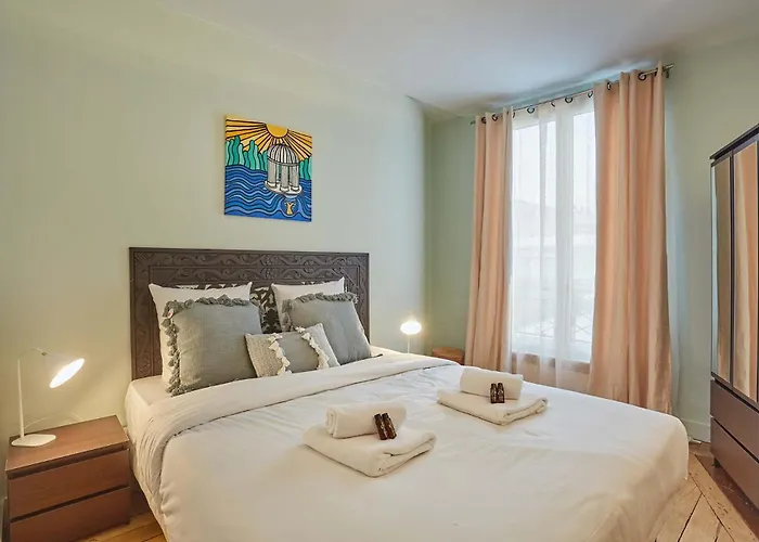 Apartment 2 Bedrooms Center Of